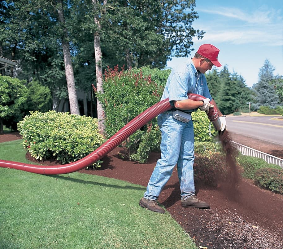 Mulch Installation Services in Conroe, TX